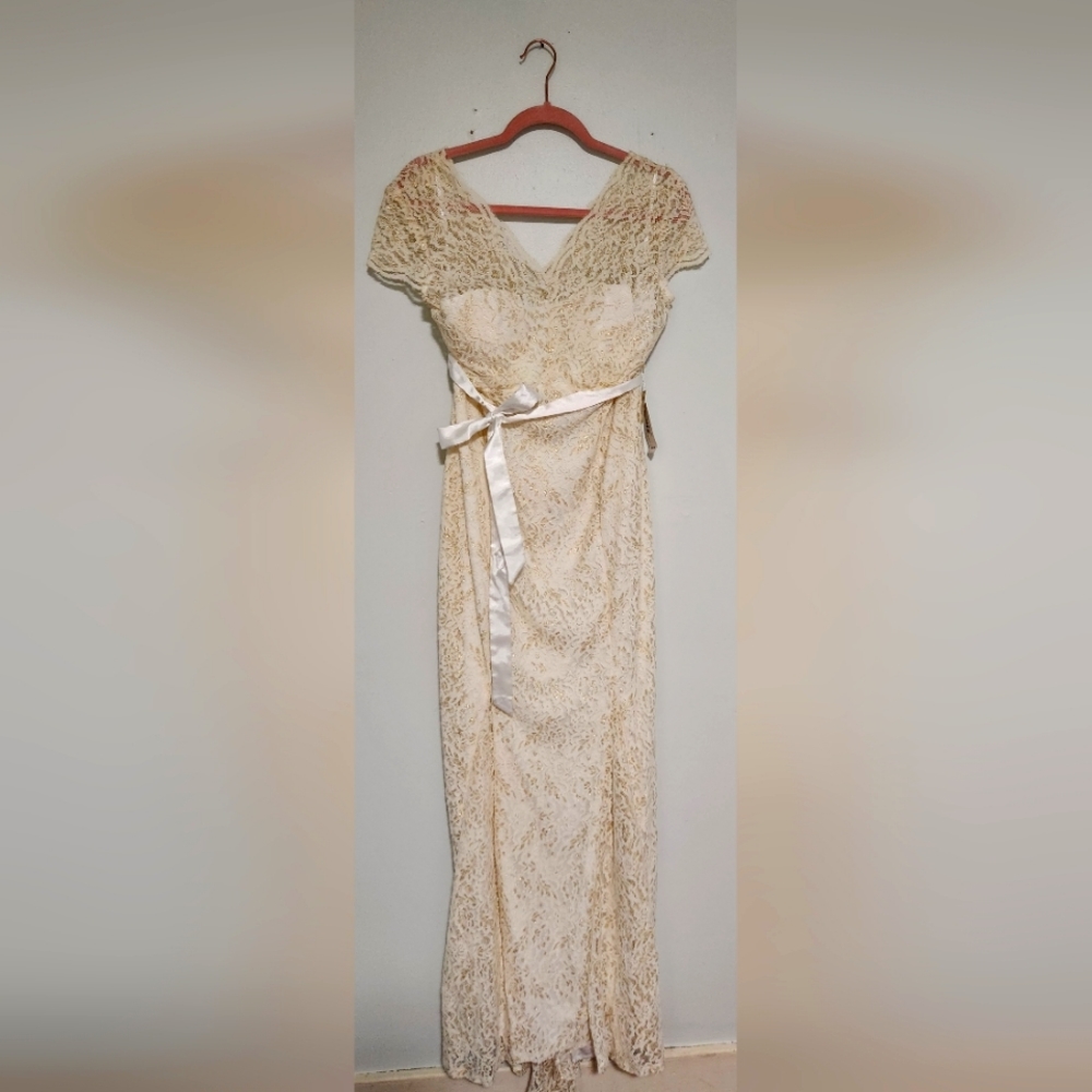 Wedding dress
